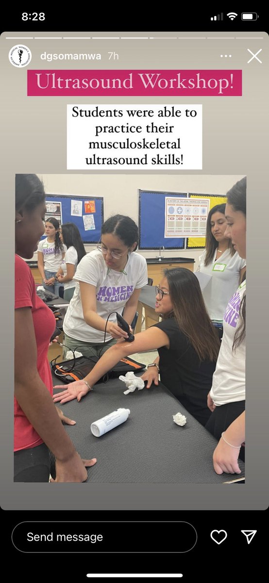 MichaelaJuels's tweet photo. Being able to pursue medicine is a privilege for those who have been “in the right place at the right time.” The idea of Mini Medical School was to provide that place directly to aspiring young women. Shoutout to @AMWADoctors @dgsomucla #WomenInMedicine 🩺 https://t.co/tw7yDcM9xa