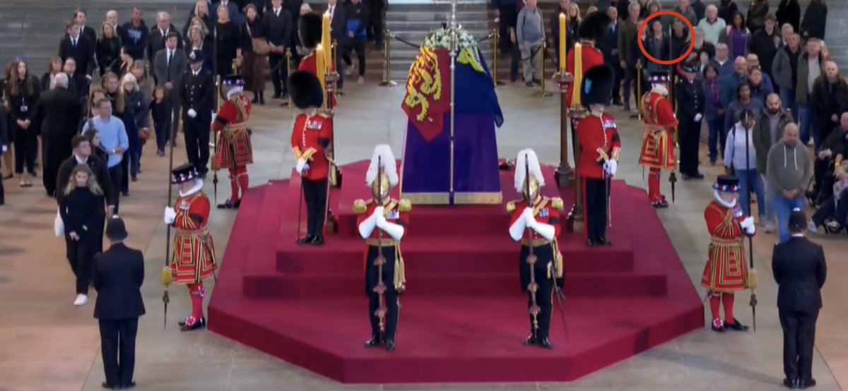 simo__44's tweet photo. our final respects to our late queen. This is the best picture we was able to get of us from the stream and as you can see it’s blurry https://t.co/McdrinWfh2