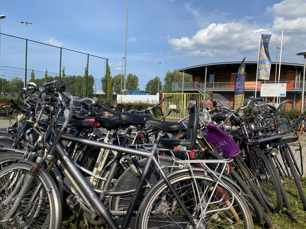 FB_Utrecht's tweet photo. Op zaterdag 24 sept organiseren we met de #fietscoalitie een fietsinzamelactie! Lever fietsen die niet gebruikt worden bij ons in, wij helpen er mensen mee die geen fiets kunnen betalen. Kom langs tussen 11:30 tot 14:00 aan de Haflingerstraat (Veemarkt). https://t.co/uVyod9Gwby https://t.co/1M2kbxHuWs