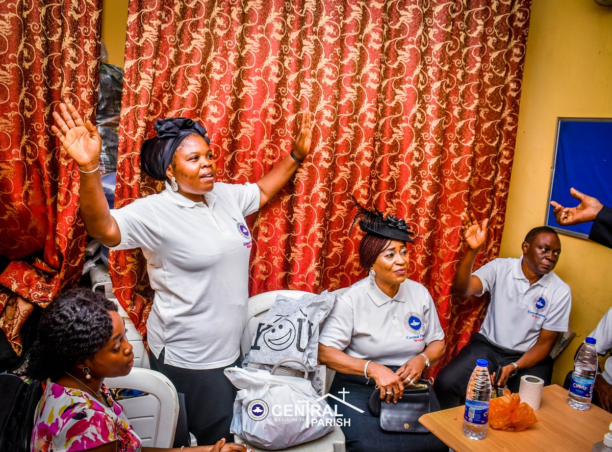 rccgcpabuja's tweet photo. The HELPS MINISTRY WEEKEND
The Lord is my strength and my shield;
My heart trusts in Him, and I am helped;
Therefore my heart exults,
And with my song, I shall thank Him.
#rccgcabuja
#centralparish
#helpsweekend https://t.co/Uoe0JX6q9J