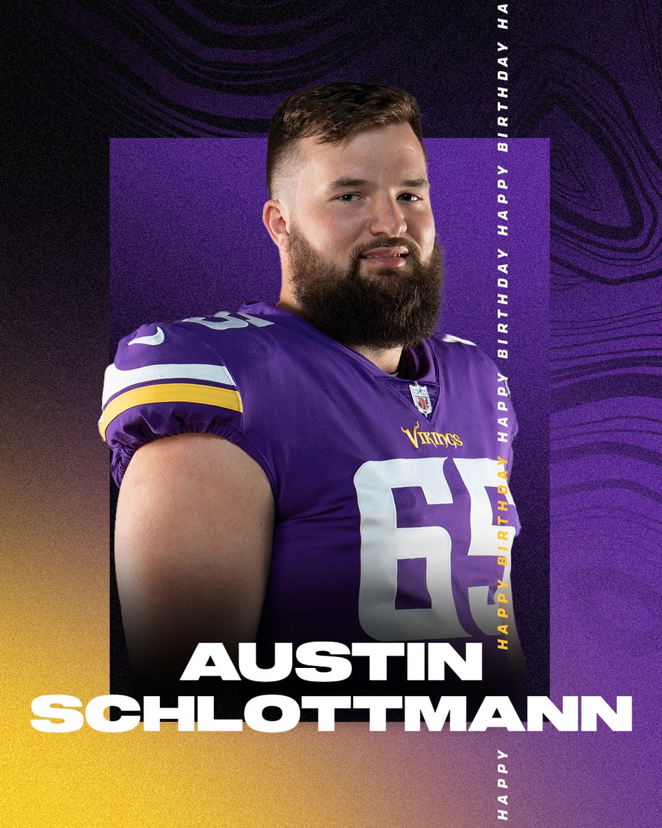 Vikings's tweet photo. Happy Birthday, @AustinS95! https://t.co/M7sqziTBa2