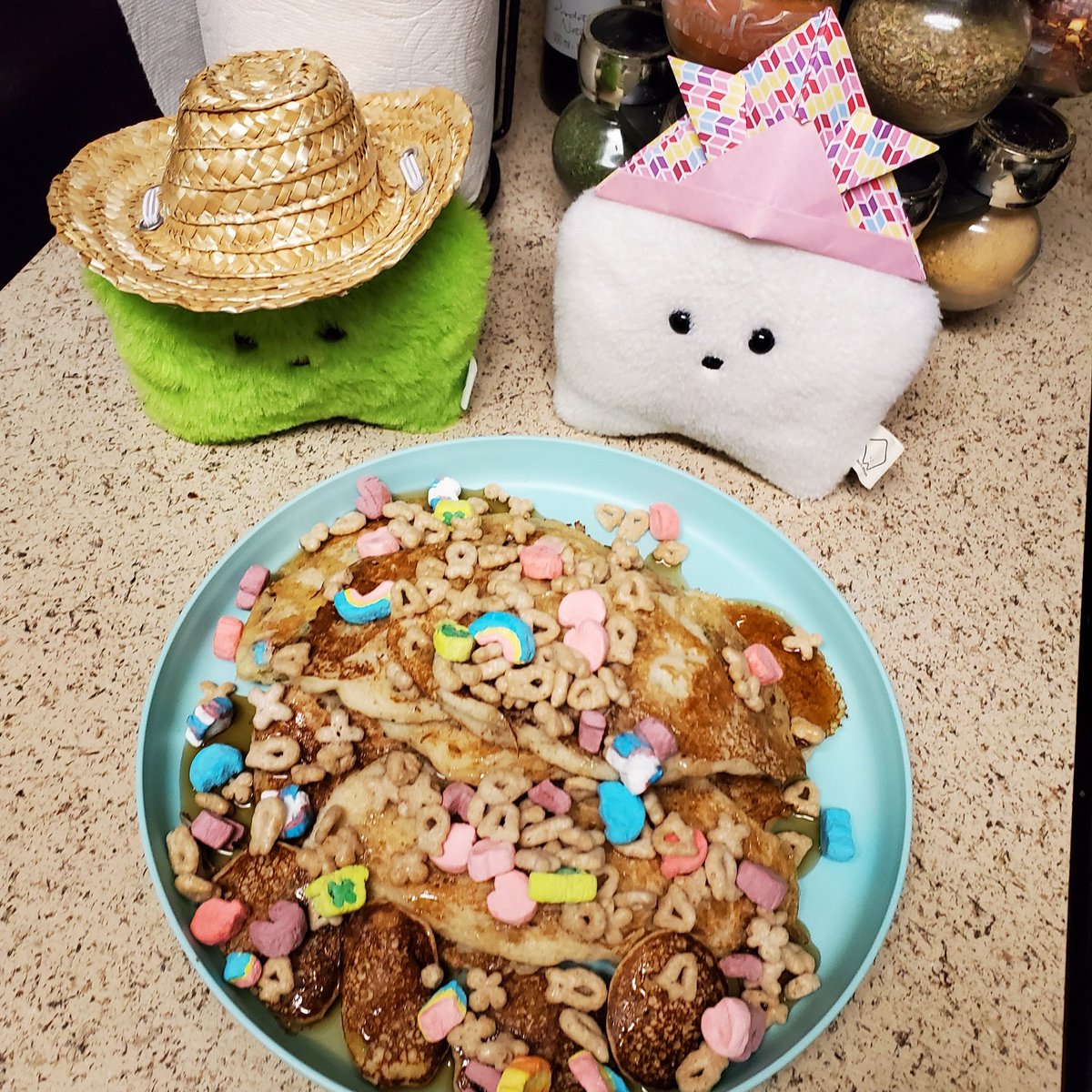 sucklet7's tweet photo. my cousin #mosslet and i worked very hard and made some delicious pancakes. π₯.
#sucklet. #cheflet. @itemlabel. https://t.co/QpBPJTzADh