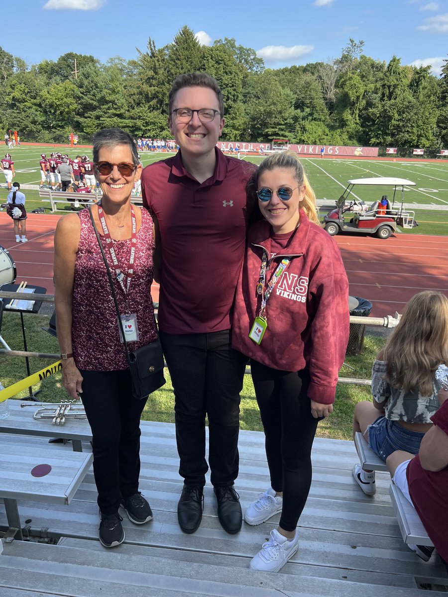 Great North Shore High School band, great NSHS football team, great North Shore School district, great band colleagues! Happy Saturday to all! ⭐️⭐️⭐️⭐️⁦<a href="/seacliffschool/">SeaCliffSchool</a>⁩ ⁦<a href="/nshorehsband/">North Shore HS Band</a>⁩ ⁦@NSMSBands⁩ ⁦<a href="/NSArts1/">North Shore Fine & Performing Arts</a>⁩ ⁦<a href="/drzublionis/">Chris Zublionis, Ed. D.</a>⁩ ⁦<a href="/CarolASmyth/">Carol Ann Smyth</a>⁩