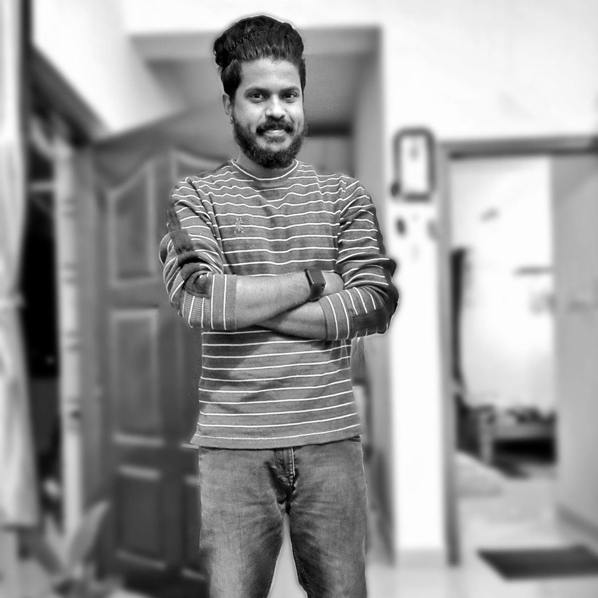 Mahesh_Writer07's tweet photo. #NewProfilePic https://t.co/D7f6uWaOdQ