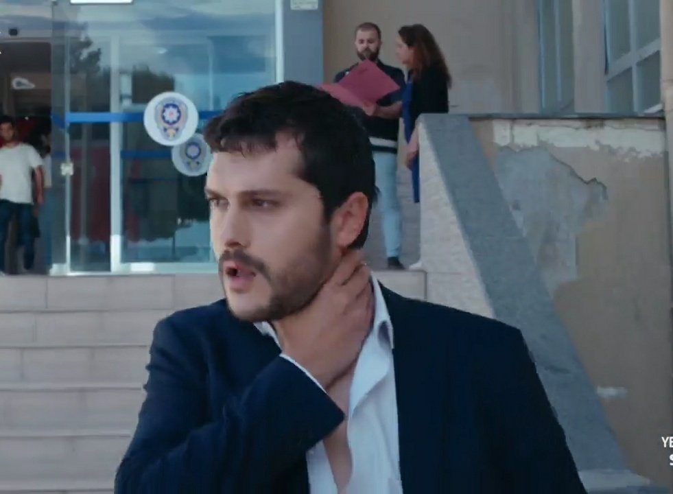 profofseriess's tweet photo. son yaz bittiğinden beri kendime gelemedim 

ÖzlenenYaz SonYaz https://t.co/GPnG4hIuCv