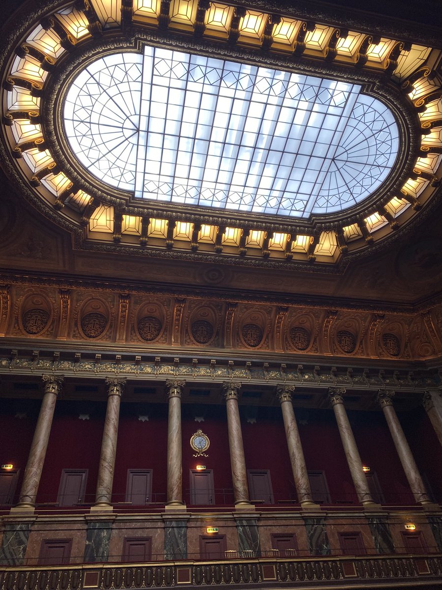 #JourneesEuropéennesduPatrimoine donnent l’occasion de visiter la salle du Congrès, réunion de #AssembleeNationale et  #Senat.  <a href="/Versailles/">Versailles</a> n’est pas que le lieu emblématique de Molière et du Roi Soleil, c’est aussi le berceau de la République et de la démocratie.🇫🇷