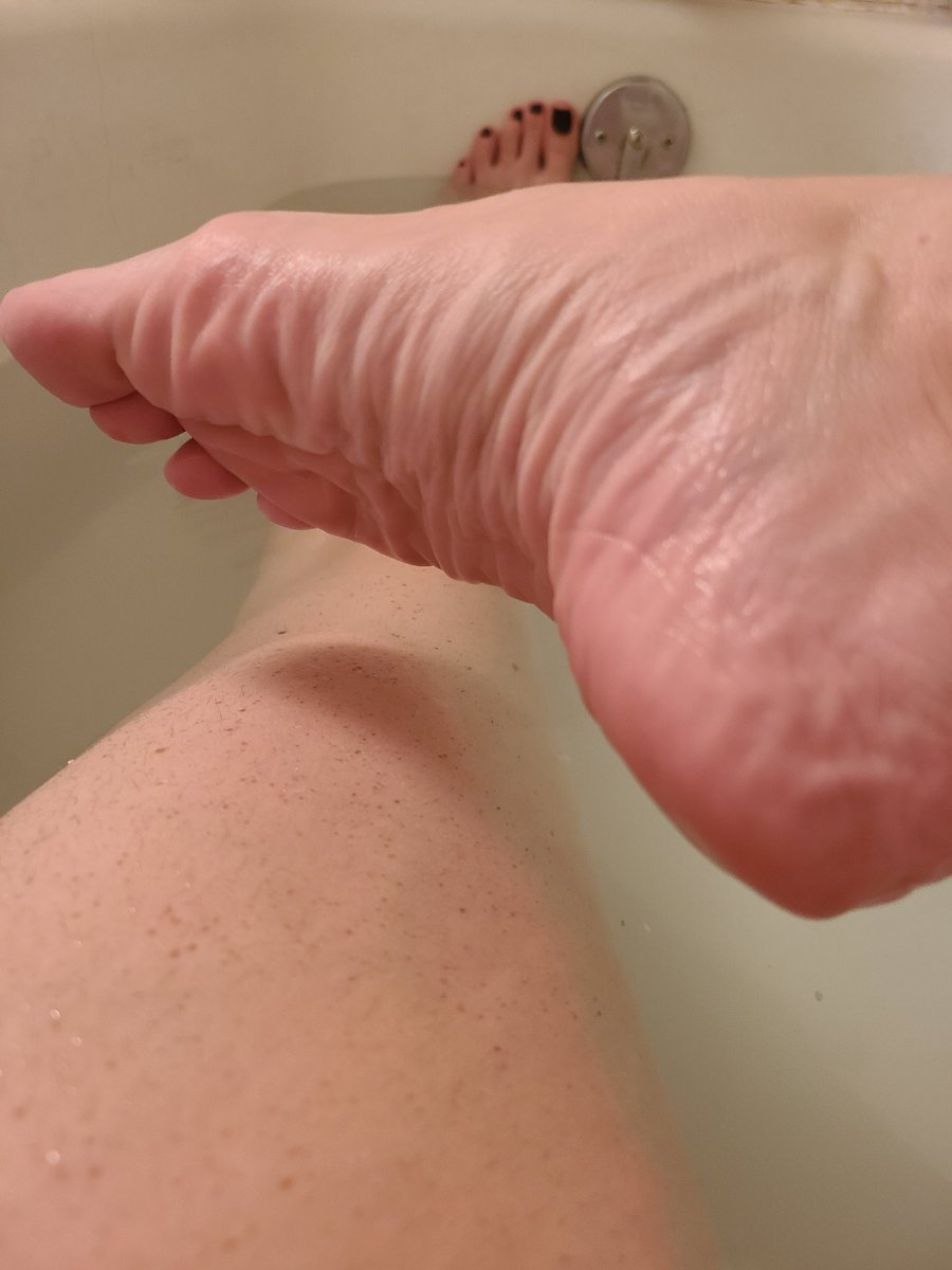 curlyjess699's tweet photo. Wrinkles are speed bumps for your tongue...#lickhere #feetpics #picsoffeet #feetlovers #FOOTFETİSH #feetpictures #feetqueens #feetfetishcommunity #feetfetishlovers #feetmodels #feetheat #onlyfans #onlyfeet #solewrinkles #wrinklesoles #wrinkles #lickablefeet #lickfeet #suckmyfeet https://t.co/QnRjR49Dap