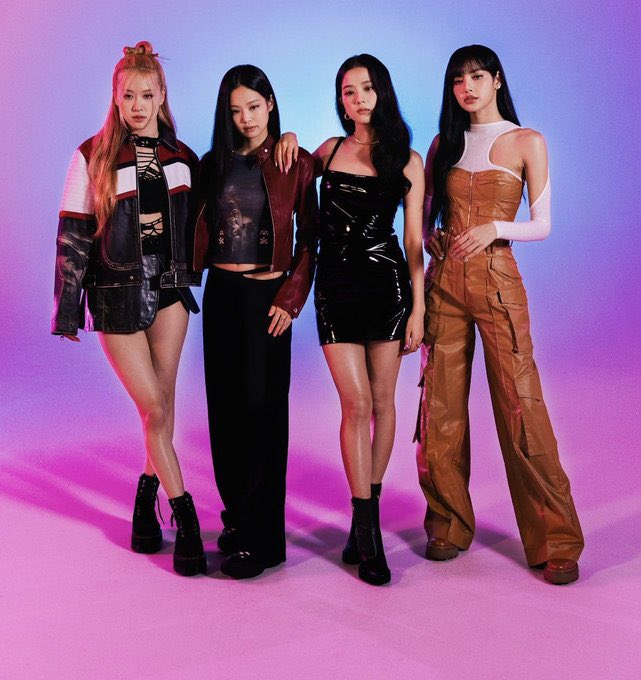 LILITEAMTH327's tweet photo. ที่สุดเลย ลิซ่าลุคนี้ให้กี่คะแนนดีคะ

#BLACKPINK  
#SpotifyxLISA  
#LISA  #LALISA #MONEY https://t.co/CxJ9YIVQuy