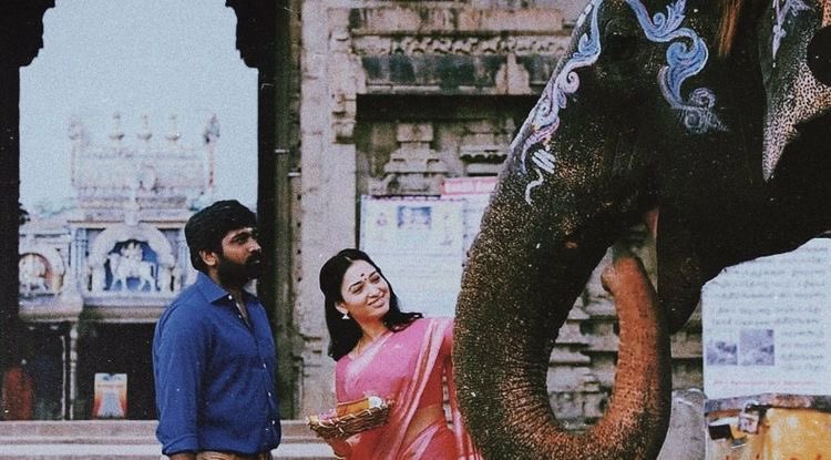 IWasHighThatDay's tweet photo. சில காதல்கள்
#FavFrames 🖼 https://t.co/h9fMhSSmxX