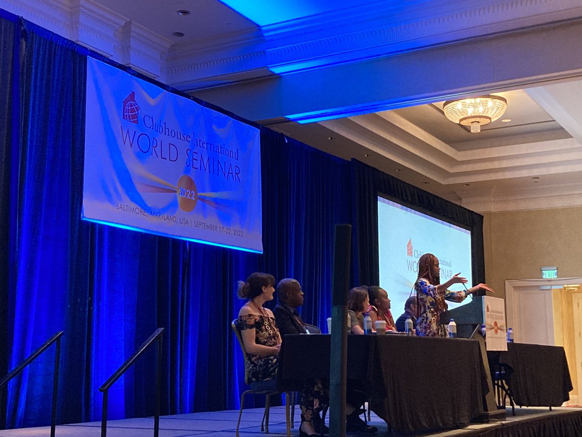 SummerBerman's tweet photo. So good to be here in @CityofBaltimore with @fresh_start_ch. Thanks to @bmoreclubhouse and @Clubhouse_Intl for the great opening session w/@MayorBMScott &amp; Baltimore Youth Poet Laureate 2021 @Aniya_Taylor_ 🙌🏻🤩 #WorldSeminar2022 #Clubhouse #WEARECLUBHOUSEINTERNATIONAL https://t.co/OW3UVyqtIT