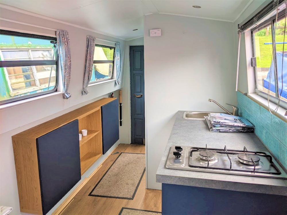 Nothing to be scared of - this Kalkara is friendly!  abcboatsales.com/boat-sales/kal…
#narrowboat #ABCBoatSales #canalcruising