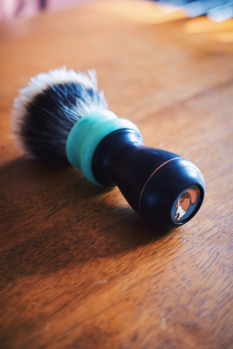 GTARDIF86's tweet photo. SOTD: 09/18/2022 

Razor: Yates Precision  921
Brush: Chisel &amp; Hound Sea Foam Lily  Badger
Soap: Moon Soaps Havana
Aftershave: Moon Soap Havana Aftershave

#chiselandhound #sotd #wetshavers #traditionalshaving #havana

  - Shared from My Shave Den for iOS https://t.co/ucPbv4iMV5