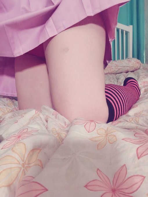 #Legs #foot #footfestish #cute #skirt https://t.co/5uQiZGpwQe<a href="/tag/legs"class="tags">#Legs</a><a href="/tag/foot"class="tags">#foot</a><a href="/tag/footfestish"class="tags">#footfestish</a><a href="/tag/cute"class="tags">#cute</a><a href="/tag/skirt"class="tags">#skirt</a>