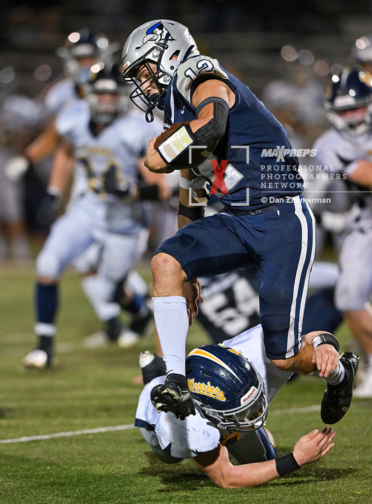 dzsportsphotos's tweet photo. Photos from Friday's Montoursville vs Central Columbia game are online at CBS MaxPreps https://t.co/NyCyPEYFqO
@mibo77
 @ccbluejaysports
 @PaFootballNews
 @piaad4sports https://t.co/Gy5o0JHCvs