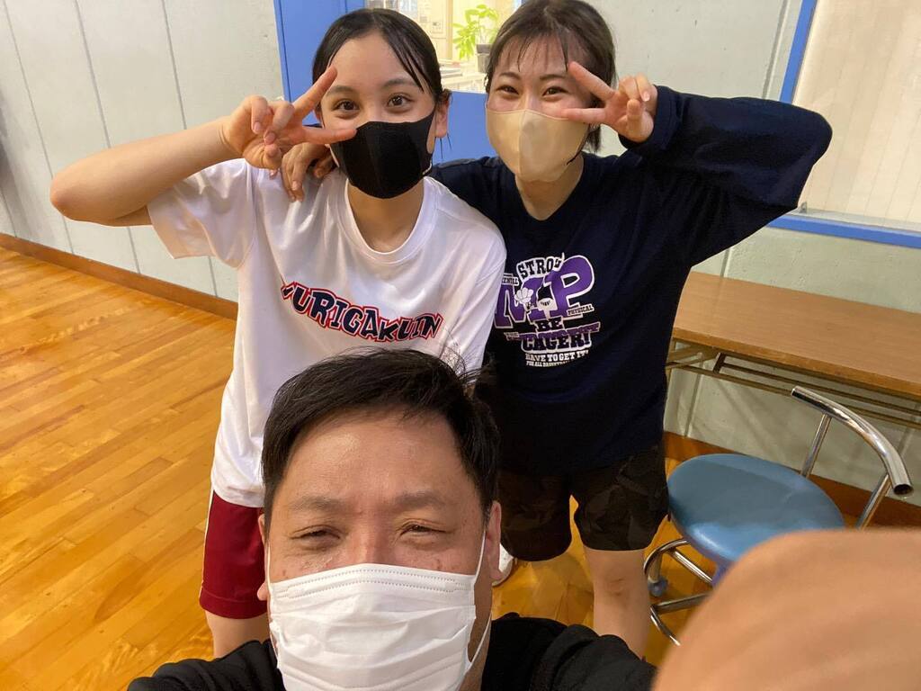 maesan49's tweet photo. ＃百合学院高

2人ともしっかりしてきたね
楽しみだ🏀 https://t.co/TwtEVBcBlp https://t.co/rZGP90dyJs