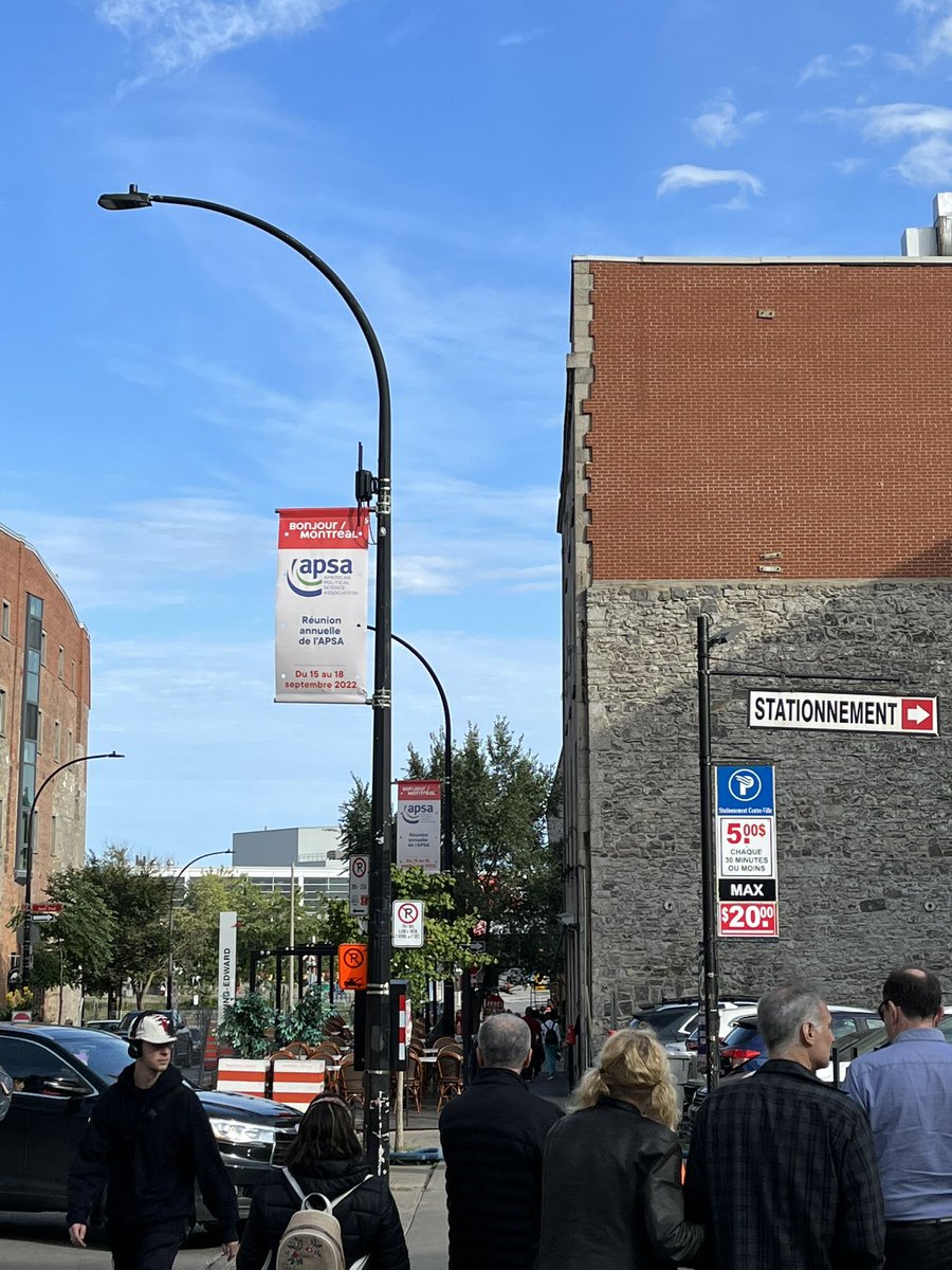 jung_jaehee_'s tweet photo. It was quite impressive to see these APSA banners lining the streets of Montreal 😲#APSA22 https://t.co/ffLwjrL5Hf