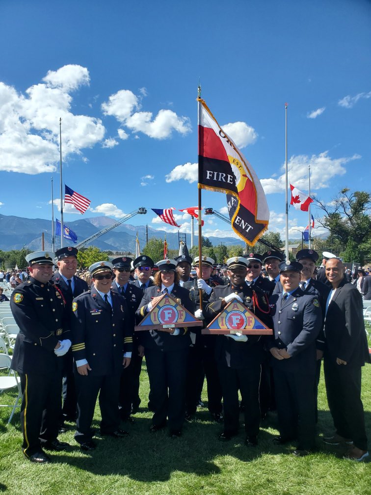 glassff's tweet photo. Local 1365 Executive Board and Orlando Fire Honor Guard honoring the legacies of Lt Faron Horn and Lt Brian Hardiman. https://t.co/sr2LDnFGfK