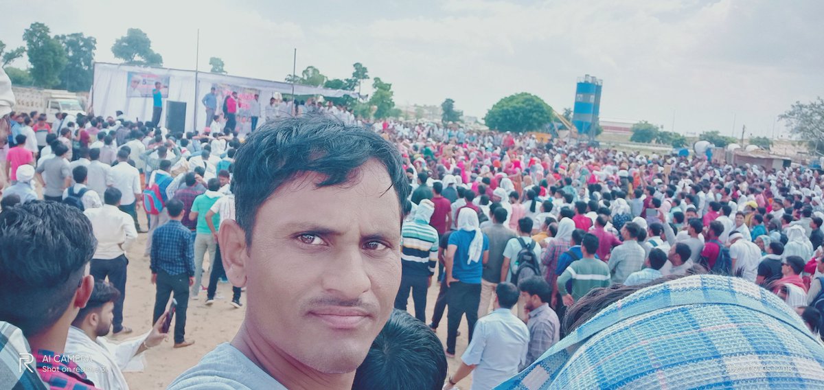 AmarlalLodha3's tweet photo. #RajChaWant_job
जब जब युवा बोला है राज सिंहासन डोला है कोरोना योद्धाओं का अपमान अब नहीं सहेगा राजस्थान सी एच ए को नौकरी दो
@MirdhaAnshul 
@Anjalinarula30 
@MukeshBangra12 
@parasharsonu53 @ashokgehlot51 https://t.co/ItmdsuuguY https://t.co/6RNHyhMXw9