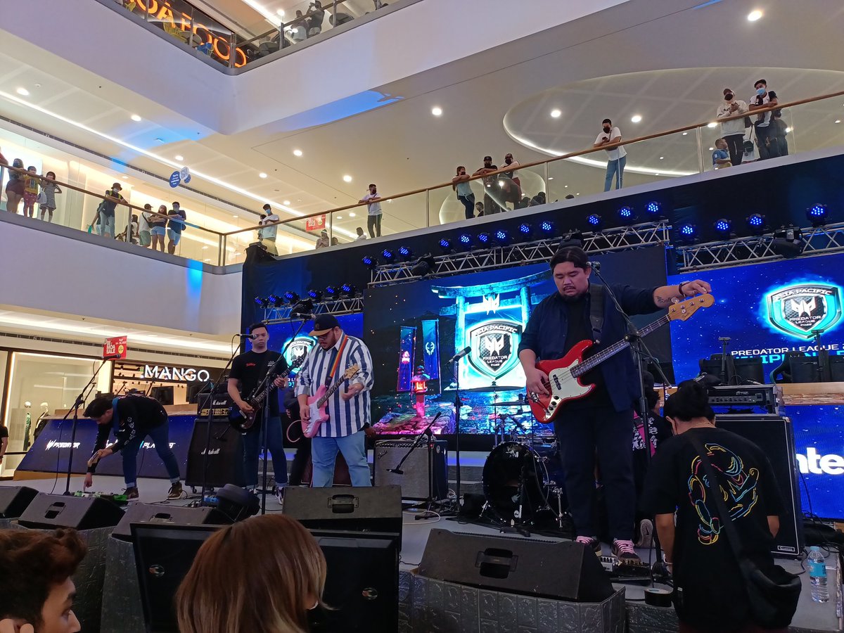 heydaddyph's tweet photo. Soundcheck ! #predatorleague https://t.co/H36iFJ7GUi