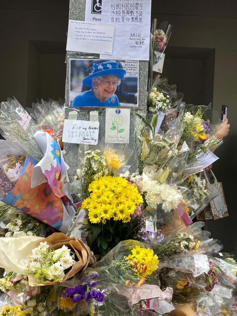 Lectortko's tweet image. Our Queen