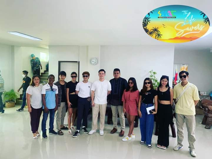 SBOfficial2022's tweet photo. The Life Savers 🏝️🏢
Courtesy call with Mayor Sol Matugas and Councilor Bingle Silvosa, Thank You so much for the warm welcome to life savers team.  

🔗 https://t.co/M5EEbkradc

#TheLifeSavers
#SiargaoPhilippines #BenedixRamos https://t.co/tq3pj6Zat8