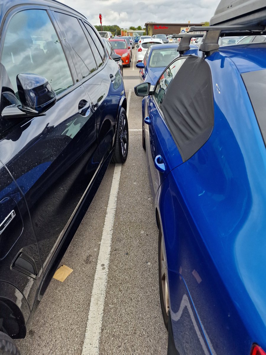 MattMuirTog's tweet photo. Had I not I would have had abandon 2 small children in a car park while I moved my car and then blocked the car park. https://t.co/9drkYfXxNP