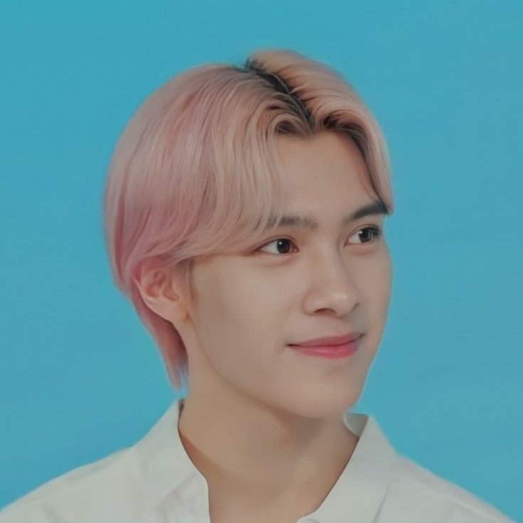 hghdry's tweet photo. 🌸 Day 18 : favorite hendery hairstyle

- everything looked extremely good on him but these are my main faves ☺️💖

#28天_黄冠亨_挑战 
#28일_헨드리_챌린지
#28DAYS_HENDERY_CHALLENGE 
#HENDERY #黄冠亨 #헨드리 https://t.co/bSNsD2zRDZ