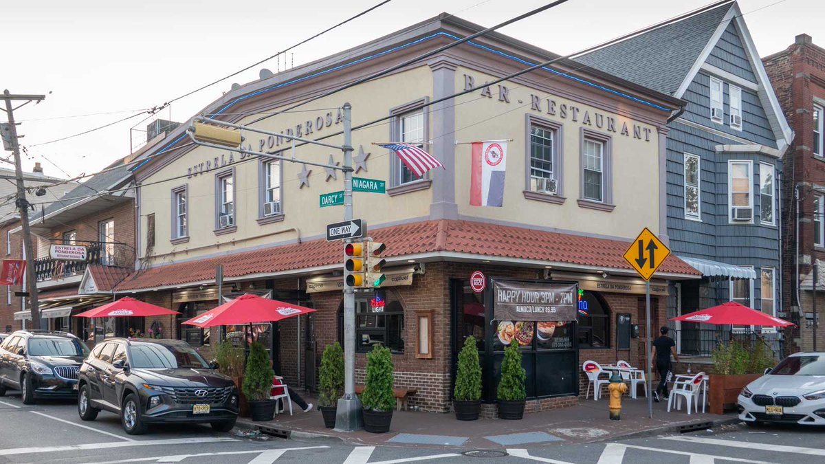 brianmayroam's tweet photo. Hello from Newark's Ironbound district. I'll be spending the next 36 hours exploring the Brick City's unofficial Little Portugal. Feel free to share any suggestions! #NewarkHappening #YesNJ https://t.co/n2eETE79Zd