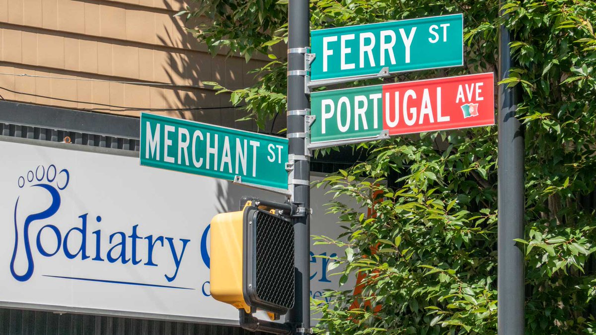 brianmayroam's tweet photo. Hello from Newark's Ironbound district. I'll be spending the next 36 hours exploring the Brick City's unofficial Little Portugal. Feel free to share any suggestions! #NewarkHappening #YesNJ https://t.co/n2eETE79Zd