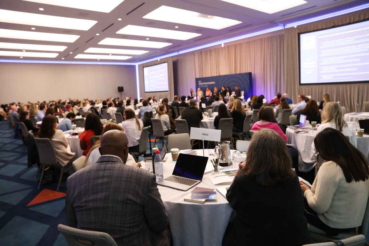 mariapoveromo's tweet photo. My heart is full after time well-spent with @Cisco's incredibly talented Global Communications team this past week. Thank you to all for bringing your best ideas and proving yet again why Cisco's culture is second to none. Let's go do great things this fiscal year! https://t.co/X8JJOLpsmR