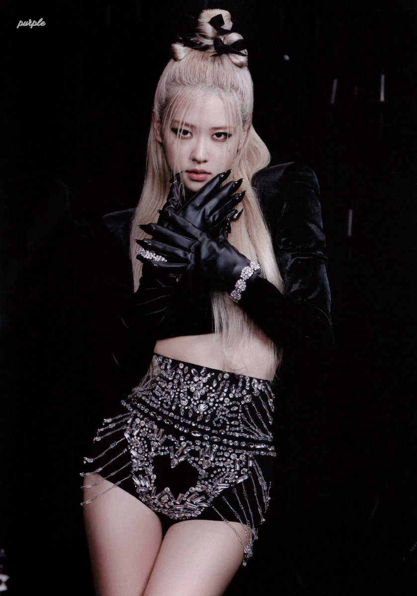 bkfor808's tweet photo. [SCAN] BORN PINK (BLACK ver)
#ROSÉ #로제 #BLACKPINK #블랙핑크 https://t.co/2bjAr7OA8h