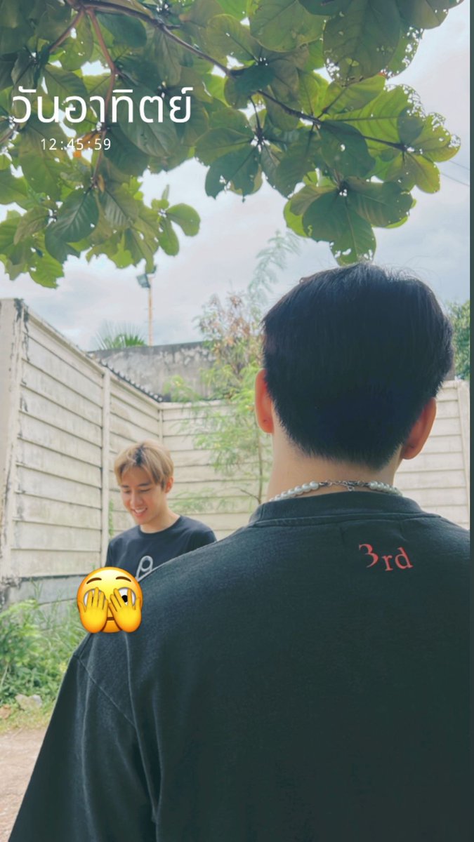 MSiwatBrasil's tweet photo. 📷 (18/09/22) IGS - Atualização da @kwangg28 com PromMark (?)
"วันอาทิตย์" = Domingo/Sunday
~ Foto "misteriosa", seria aquele o Prom usando a nova coleção da BLVR? 🍭
#3rdBLVR #BLVRER #BLVR
#MSIWAT #prompayy #คนบาปของPromPayy
#พร้อมมาร์ค #PromMark #PromMarkBr #MVPGangsters https://t.co/U6IWnWLYct