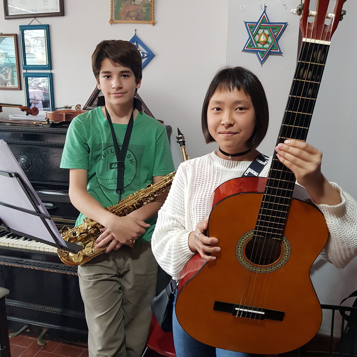 love_academia's tweet photo. Finalizamos un nuevo ensayo junto al ensamble de nuestra institucion. Trabajando nuevo repertorio de la mano de nuestro director @DanielNieva9
Nuevos desafíos musicales 
@info_portada @BolivarHoy_ok
@laportada_web @laportada_web
#ensayó #ensamblestudio #musicosdebolivar https://t.co/W4Wr10zM5a