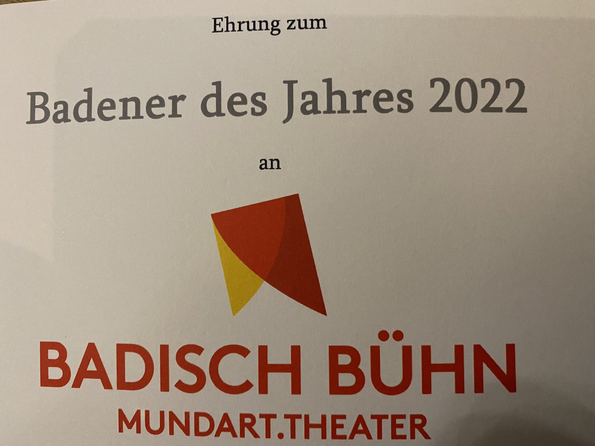 thomas_hockKA's tweet photo. Der Bund #Freiheit statt #Baden-#Württemberg hat in seiner heutigen Sitzung die #BADISCH #BÜHN zum #Badener des Jahres 2022 gekürt. Herzlichen Glückwunsch an das #Mundart #Theater das dieses Jahr sein vierzig jähriges Bestehen feiert. Unvergesslich Peter Schuster alias #Schupi. https://t.co/4DGXRvQ9Id