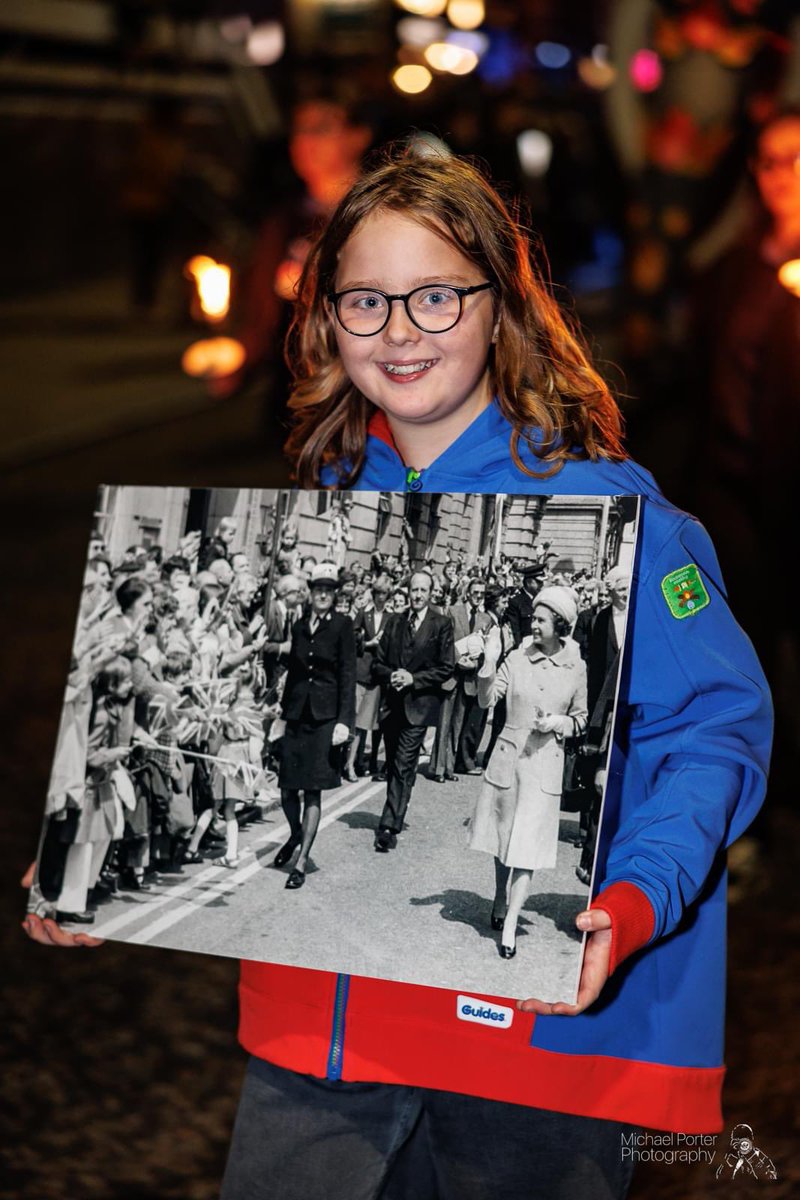 We were delighted to head up the #lancashireencounterfestival on their torchlight procession through #Preston. Jessica, aged 11, proudly held a picture of The Queen as we marked her passing with the parade <a href="/Girlguiding/">Girlguiding</a> <a href="/Girlguiding_NWE/">Girlguiding North West England</a> <a href="/leponline/">Lancashire Post</a>