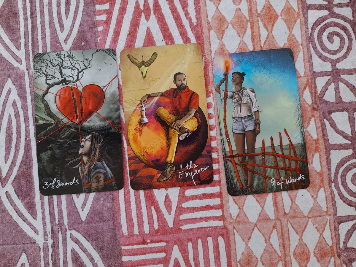 jnwakeling's tweet photo. What a wonderful, deep and insightful surprise tarot reading this morning - and a what felt like a karmic spring breeze almost blowing the cards away - out on The @WhiteHouse Verandah at @bigtreeharare The Magician card ruled my spread. (And a gorgeous tarot deck from Chris-Anne) https://t.co/S6clAaqgD7