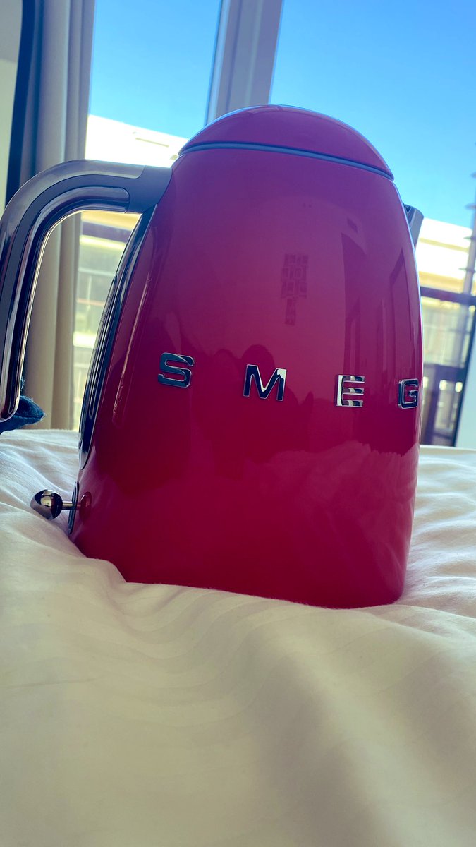 missbez007's tweet photo. Love this gift so much, that I’ve decided to keep it on my bed and admire it for a while 😂🥳 #thisis41 #bestbirthdaygift https://t.co/sDMK91AzyL