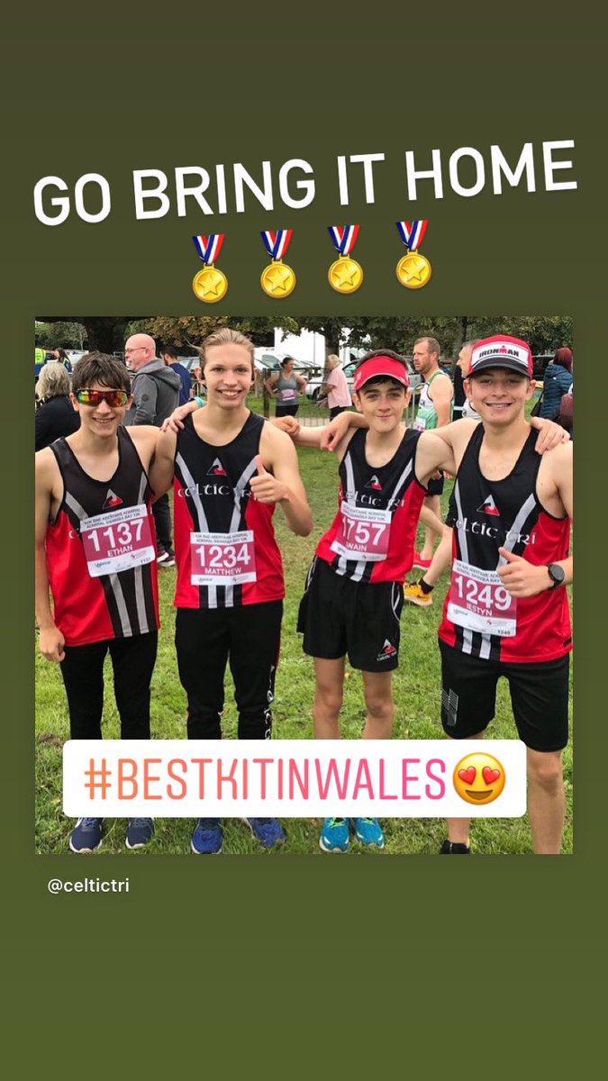 CelticTri's tweet photo. Last 400m to go at the Swansea bay 10k. Everyone looking strong. Well done guys, smashing it. 
💪💪💪💪
#bestkit #celtictri #celtictrijuniors #220gram #running #swansea @enjoyswansea @220triathlon https://t.co/EmV5OZ9YsG