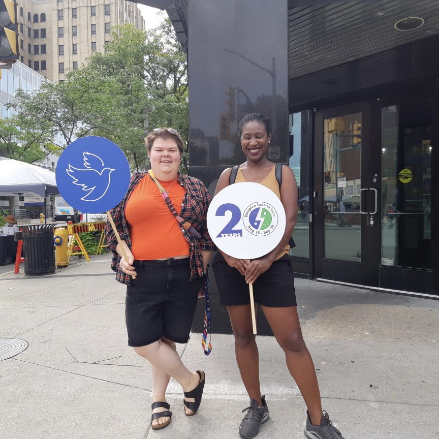 Our team is at Open Streets Windsor! 🕊
 
Stop by the Downtown Hub, say hi, and support the Hospice #FaceToFace Campaign! 💚
 
See you out on the streets! 💙
