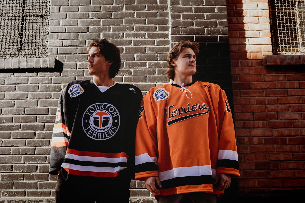 SJHLTerriers's tweet photo. We introduced our new 3rd jersey last night! Combined with our new homes and the boys are looking sharp this season

📷Simple Shots By Jackie

#Terriers4Life https://t.co/Q9eRyxSzml