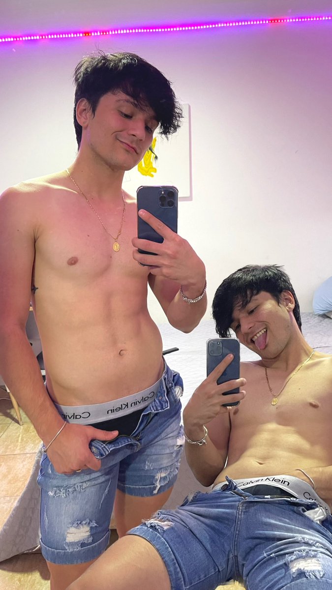 SBotero25's tweet photo. 👅😏💜 https://t.co/ZX8EEMgM8w