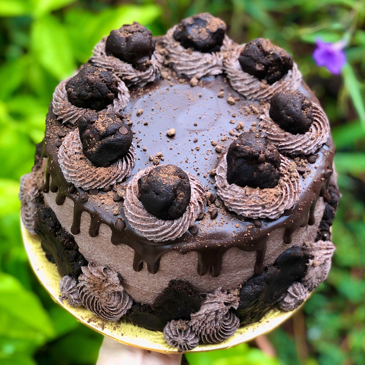 🌱 VEGAN 🤯 BROWNIE 😍 BATTER 🤤 CAKE!!! ✨