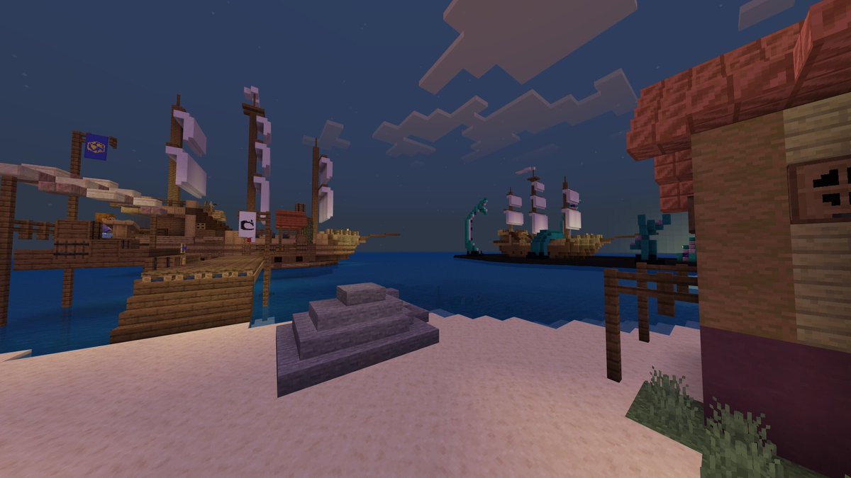 TypicalToucan1's tweet photo. We Built Golden Sands In Minecraft! 
where’s your hat?!? 
@SeaOfThieves  @RareLtd 
-
-
#bemorepirate #seaofthieves #sot #minecraft #sotshot #pirate #bemore #hat #queen #ratio #water #hu https://t.co/VoUqzmg7HC