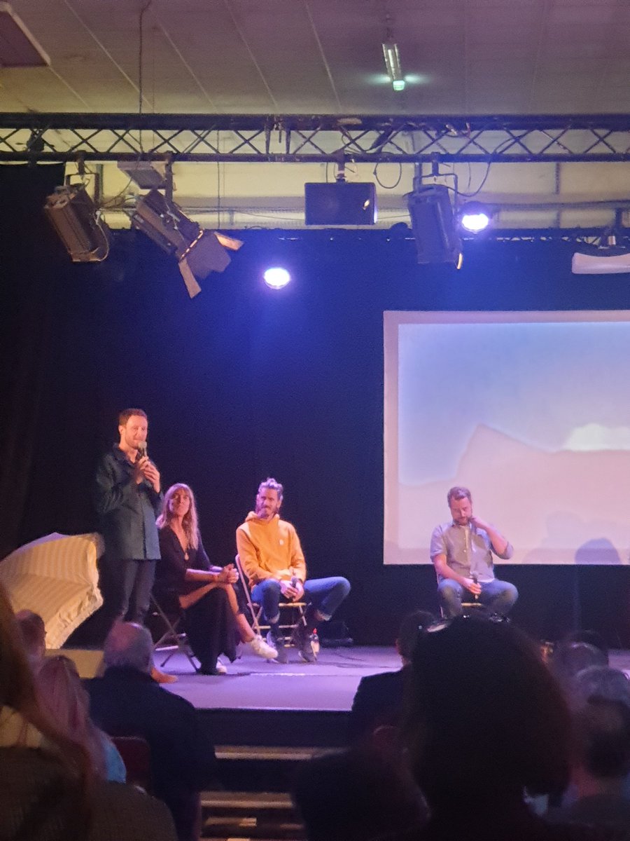 Merci monsieur le ministre <a href="/CBeaune/">Clément Beaune</a> de votre visite sur le stand du <a href="/GroupeSNCF/">Groupe SNCF</a> 

Merci de votre engagement pour le ferroviaire ! 🚄🌱

<a href="/sncf/">❌</a> #PlaneteVoyages <a href="/SNCFVoyageurs/">SNCF Voyageurs</a> @OUAT_train #GroundControl