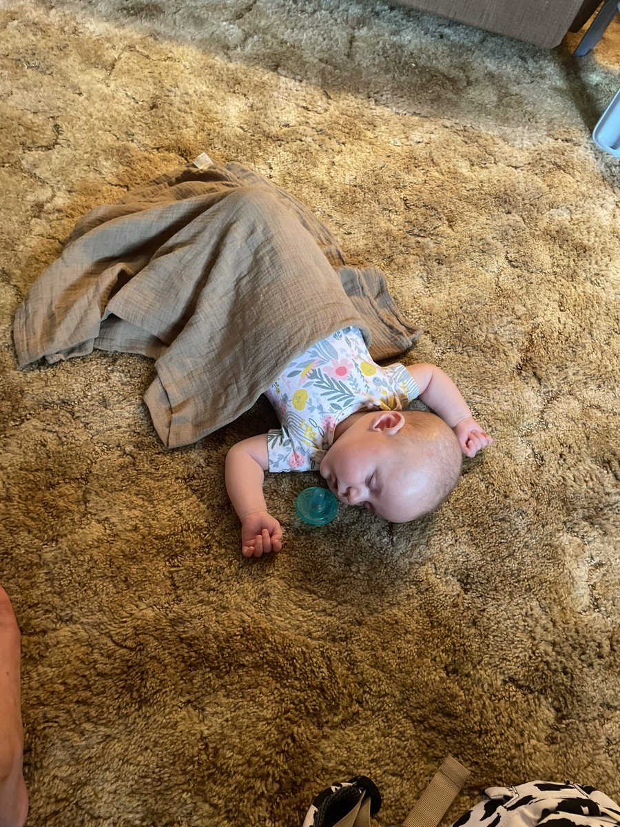LexyDawn19's tweet photo. Nothing beats napping on your great-great grandmas floor🥰 https://t.co/DuwPIKCyvd