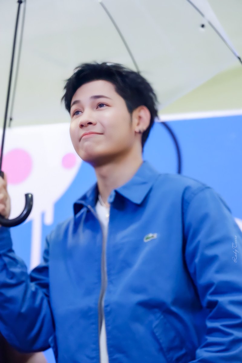 LAky2211's tweet photo. [220903] Singto Anywhere Anytime
#DEVYANYWHEREANYTIME 
#DevyxSingto
#SingtoPrachaya
#สมุนจ้าวป่า https://t.co/sujJpdEYrb