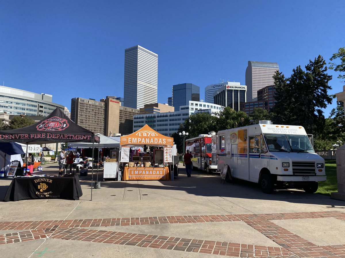 DFDRecruiting's tweet photo. @DFDRecruiting is at Civic Center Park today hanging out at the Denver International Festival.  Come on down and get some great food and talk@to a DFD recruiter about our upcoming job openings! @Denver_Fire @DenSafetyDept @CityofDenver https://t.co/rZEPtRCNMp