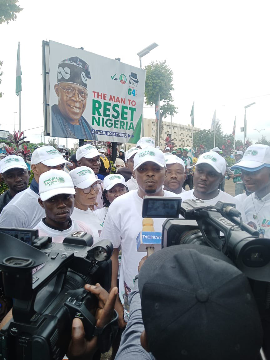AsiwajuSupport's tweet photo. Asiwaju Bola Ahmed Tinubu Support Group Germany (ABATSG) in show of support for the Tinubu/Shettima presidential ambition organized a Solidarity Walk in Abuja. https://t.co/iDDC7rhZQM https://t.co/pZsLbbZRMw