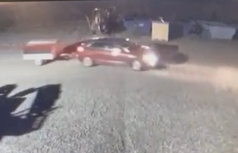 Estevan_Police's tweet photo. ASSISTANCE:  Police received a report of theft from a local business early Saturday morning.  The suspects used the vehicle below to commit the theft.  If you can identify this vehicle below please call the police or Crime Stoppers.  #communitypolicing #crimestoppers https://t.co/GDBYDarkFW