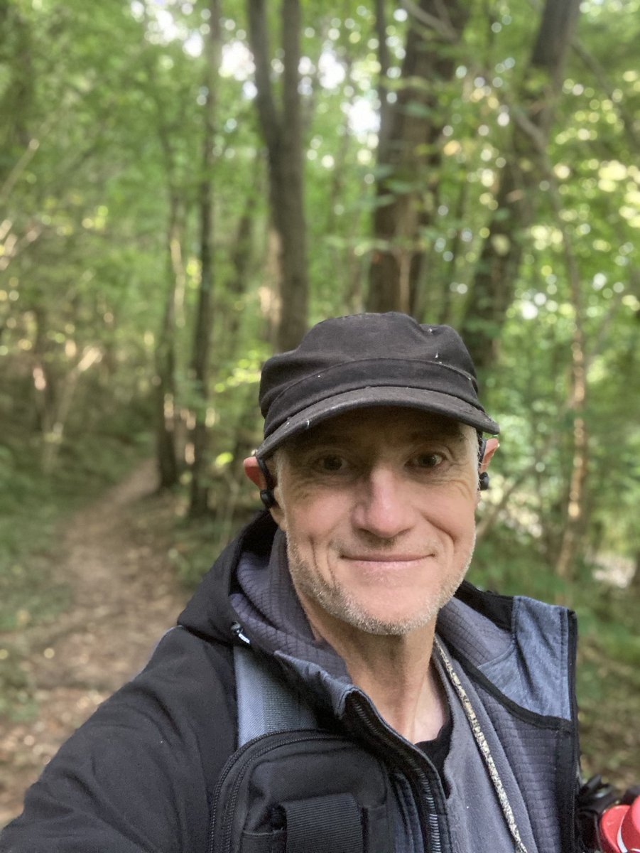 TakasakiAndy's tweet photo. Kington to Lingen on the #HerefordshireTrail today. Some nice views and hills, Iโm giving this one 5 out of 5 stars. I really enjoyed it, some beautiful woodland paths. 12 routes down, just 3 more to go. #FollowTheApple https://t.co/ng5fUFWOmZ